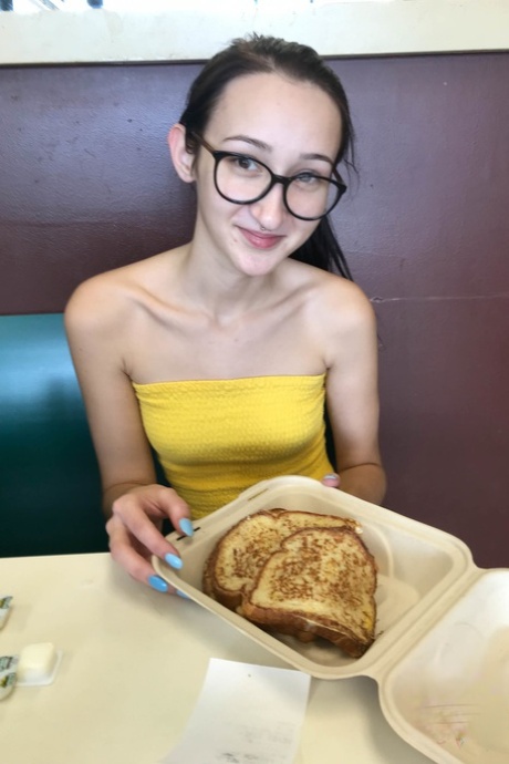 Nerdy Teen Naked Images