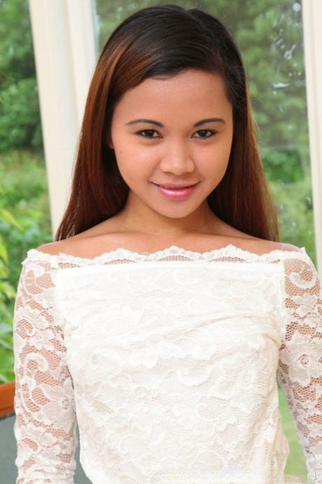 Gorgeous Teen Naked Images